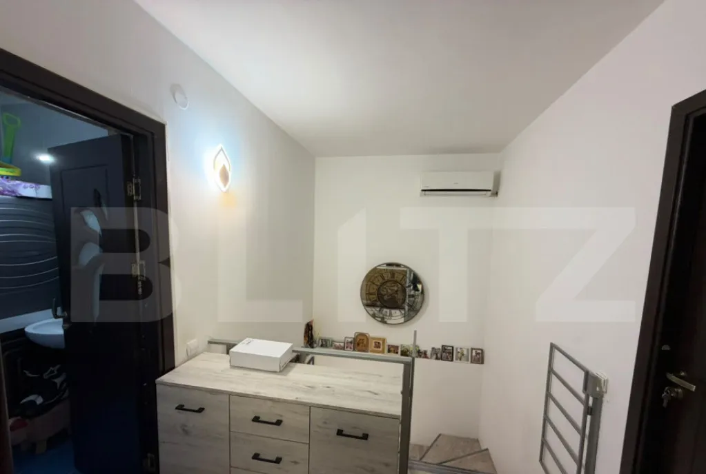 Apartament decomandat cu scara interioara 60 5 mp - zon