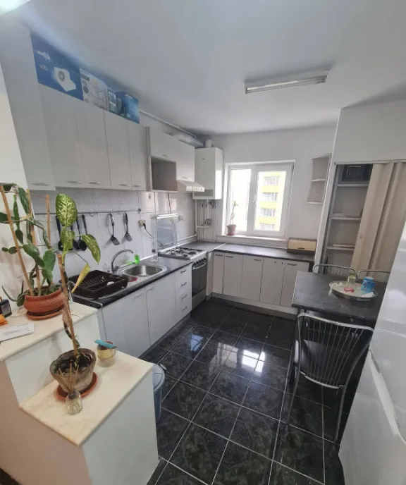 Apartament 3 camere 78mp balcon Manastur Cluj Napoca