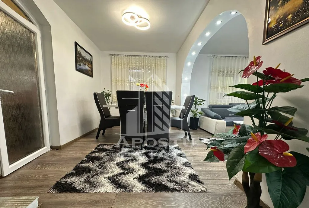 Casa 5 camere P M Utvin