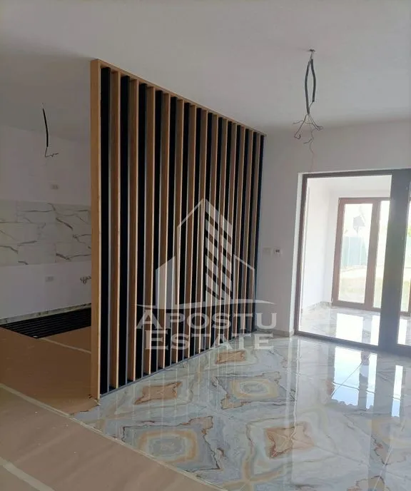 Casa de vanzare spatioasa 5 camere si 3 bai Giarmata
