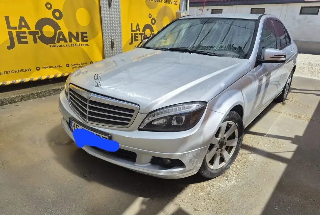Mercedes benz c class 3 600 eur
