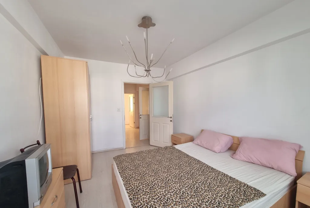 Ultracentral Apartament 2 camere mobilat utilat etaj inte