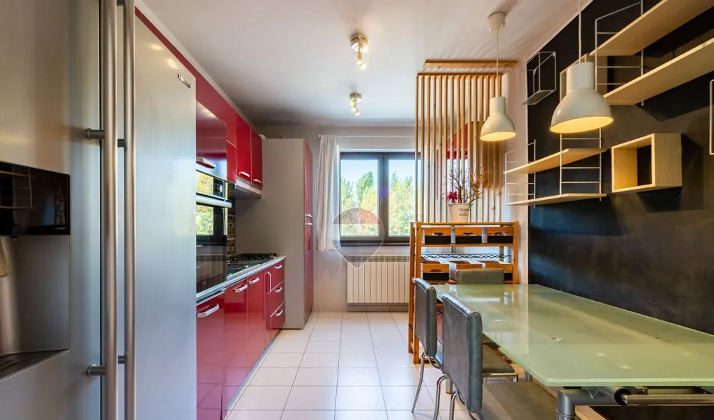 Apartament 3 camere parcare subterana Baneasa Sisesti
