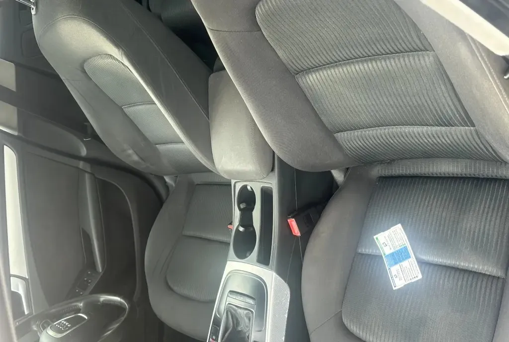 Dezmembrez Audi a4 b8 100 lei