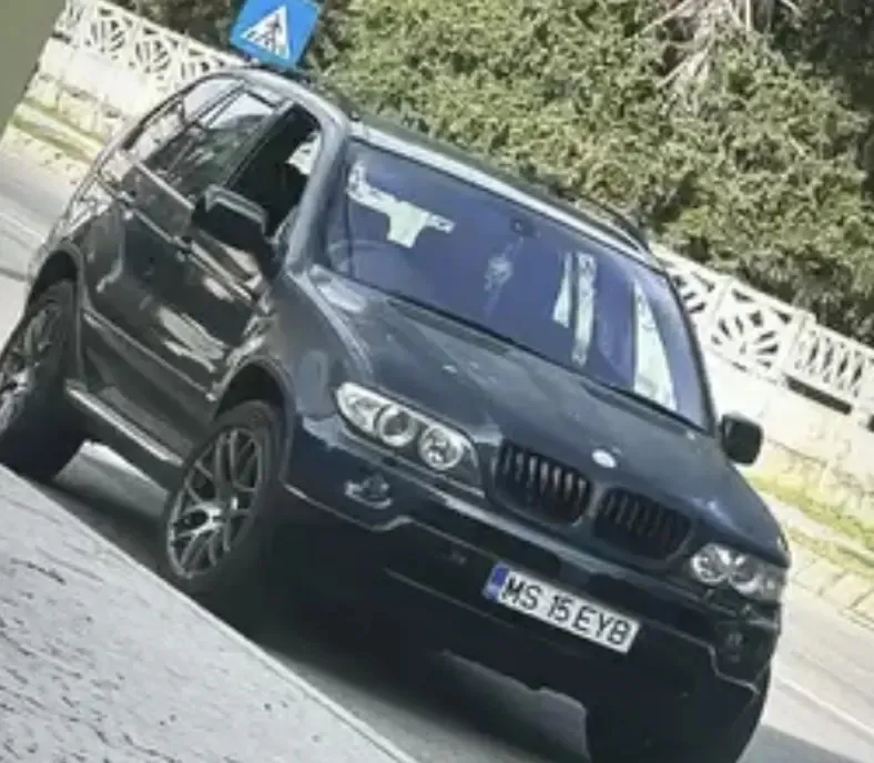 Dezmembrez BMW x5 e 53 100 lei