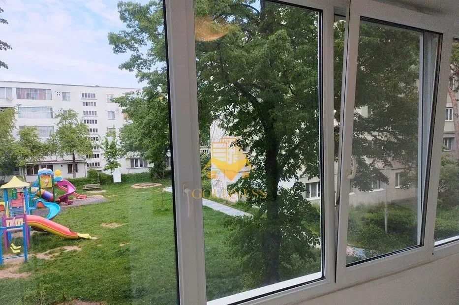 Cluj Manastur zona Piata Flora Calea Manastur 3 camere decomandate