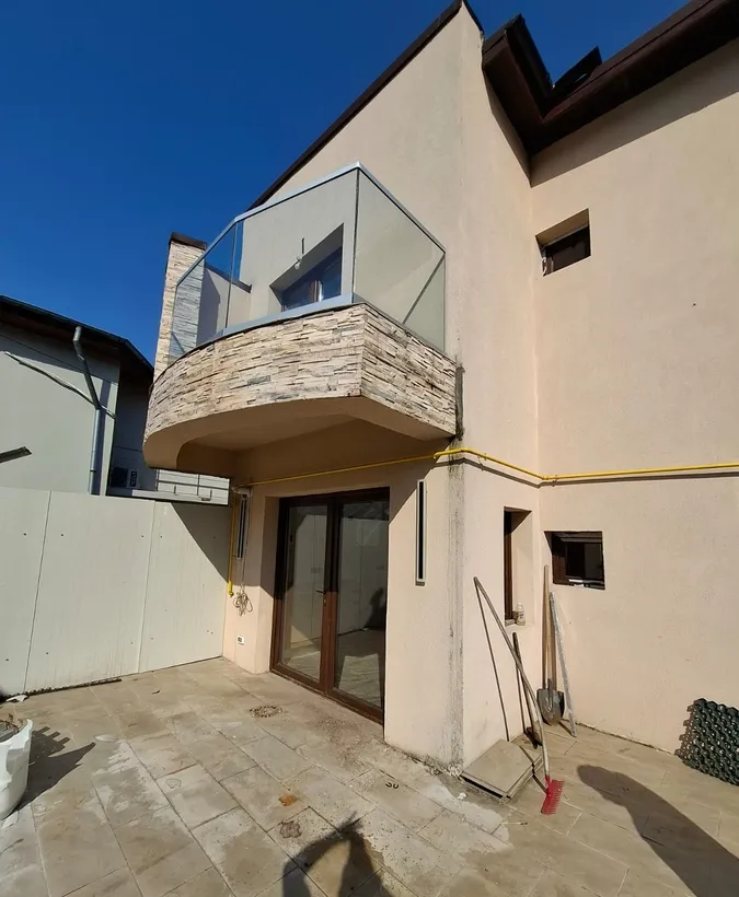 Vila noua Finisaje lux Zona 13 Septembrie