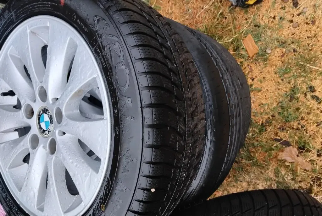 Jante echipate cu anvelope205 55 r16 850 lei