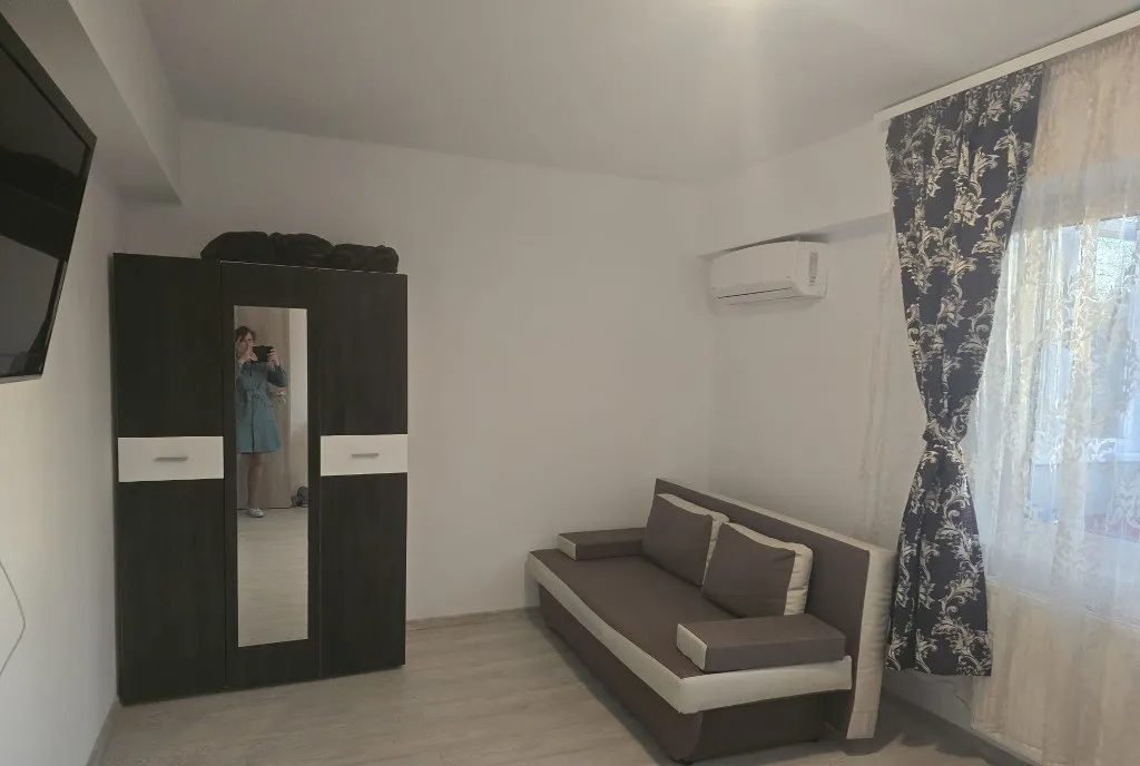 Inchiriez apartament 2 camere Militari