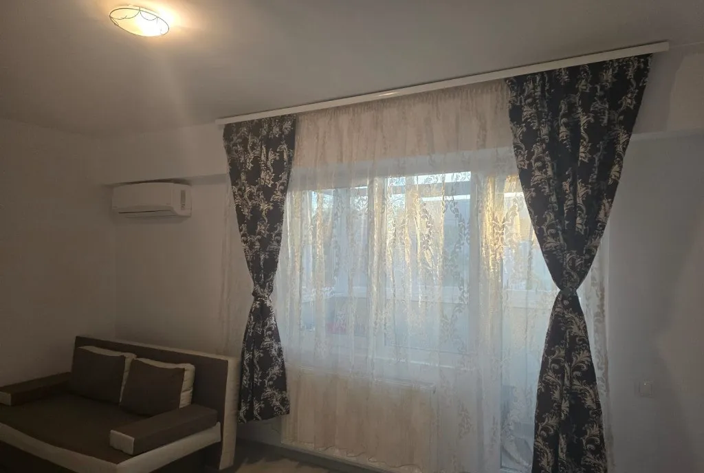 Inchiriez apartament 2 camere Militari