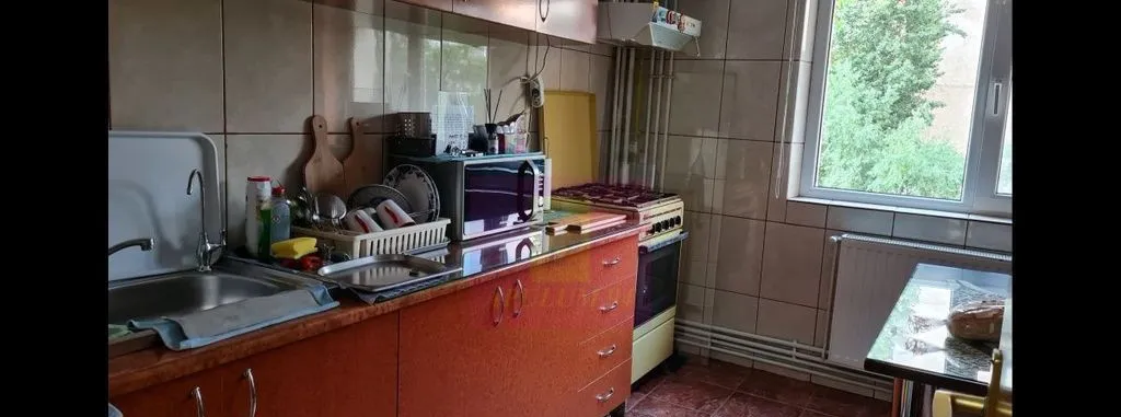 Vanzare apartament 3camere Nerva Traian