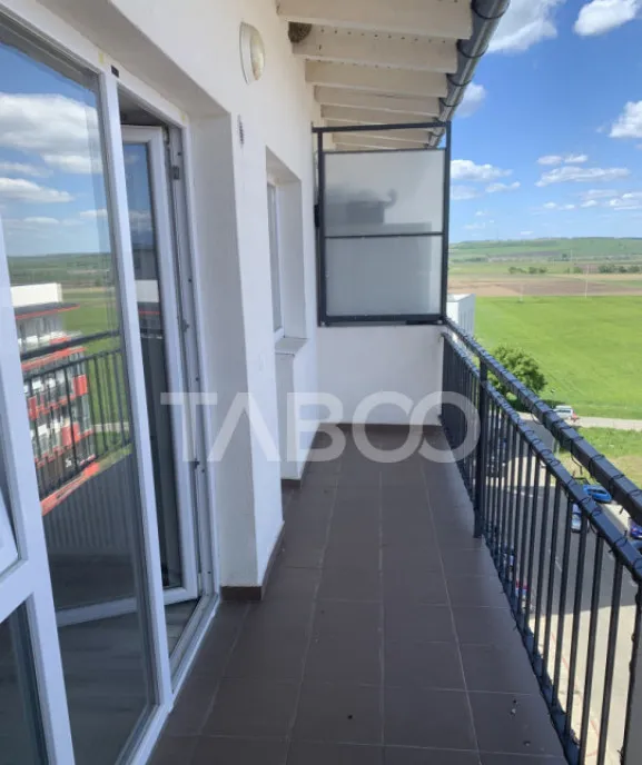 Apartament 2 camere balcon lift si parcare Calea Surii Mici