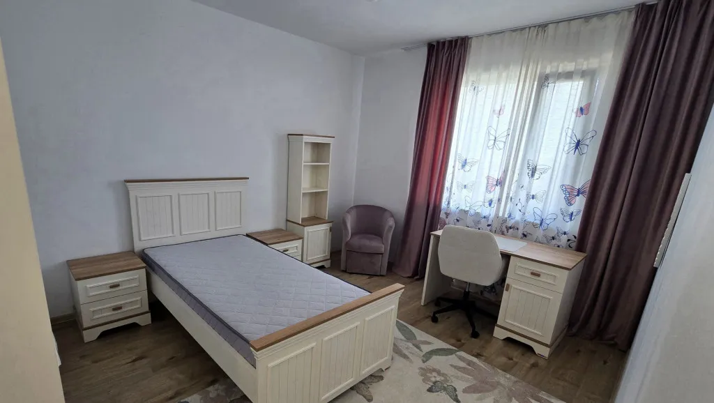 4 camere 3 bai 2 locuri de parcare Terasa Greenfield