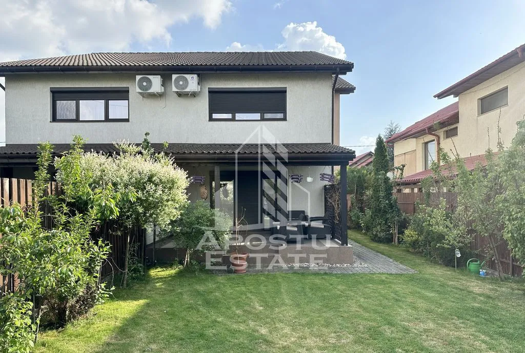 Jumatate de duplex cu 4 camere de vanzare Dumbravita Timis