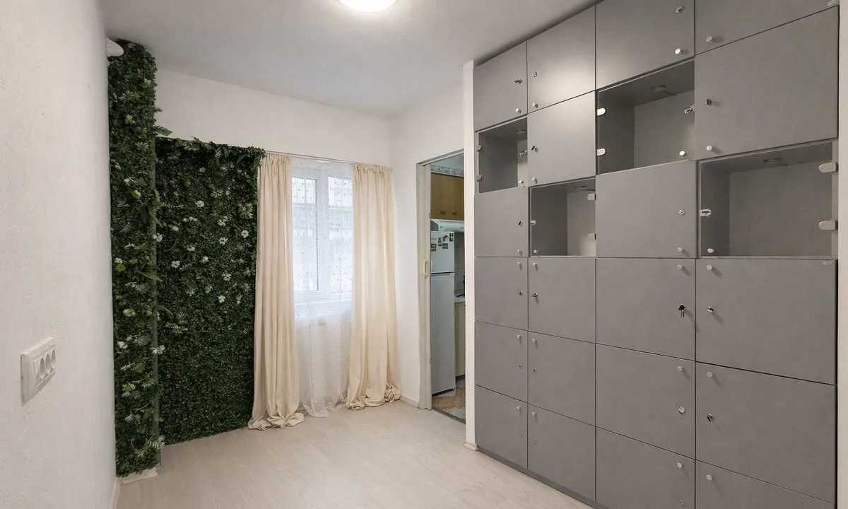 Camera de Comert Splaiul Unirii 3 camere decomandate 79 mp stradal