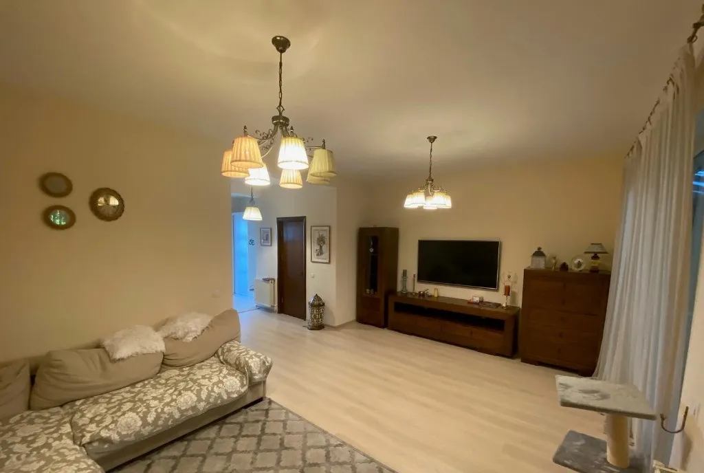 Oferta inchiriere vila Stefanesti Zavoi 900 euro