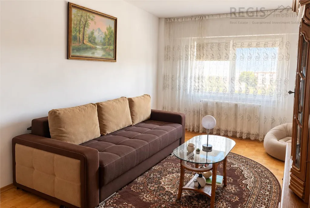 Apartament 3 camere decomandat Calea Bucuresti Luminos s