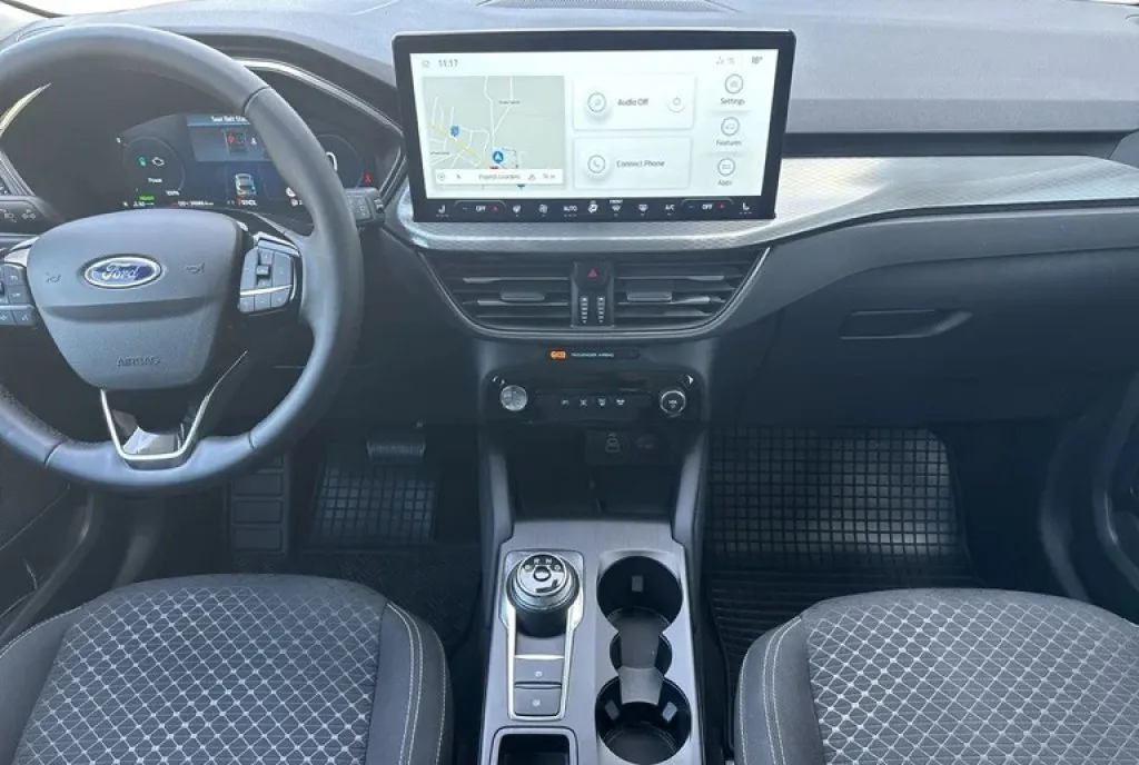 Ford Kuga Titanium 22 990 eur