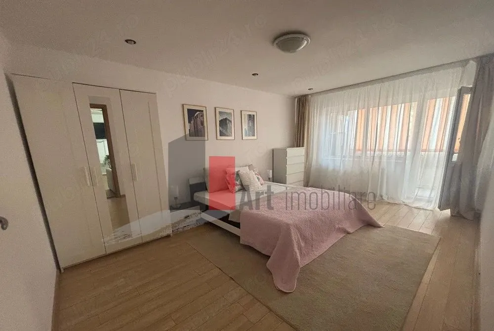 Inchiriere apartament 3 camere Pacii