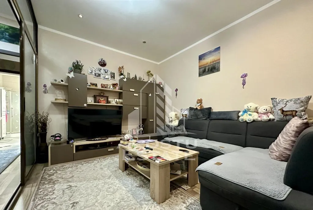 Apartament cu 3 camere de vanzare 60 mp parter Giroc