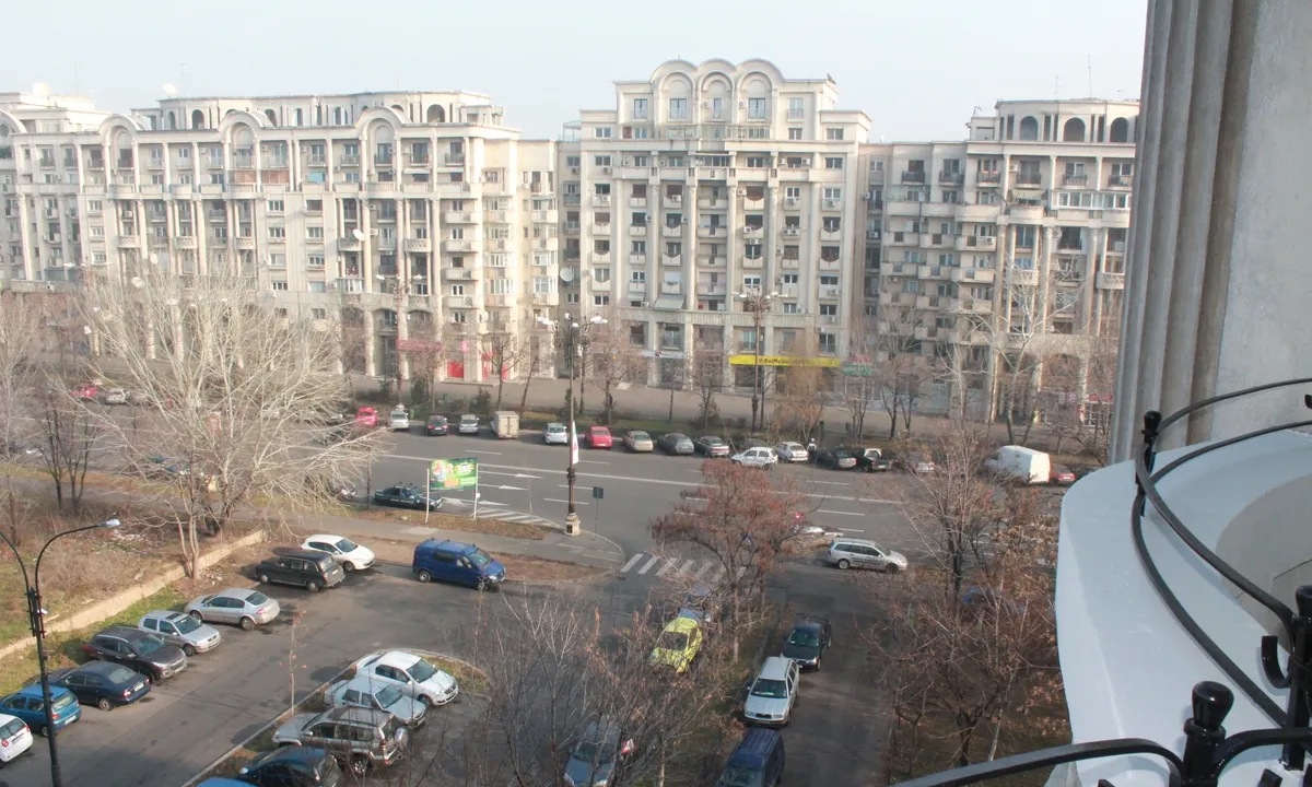 Unirii B dul Libertatii vanzare apartament 3 cam vedere Casa Poporului
