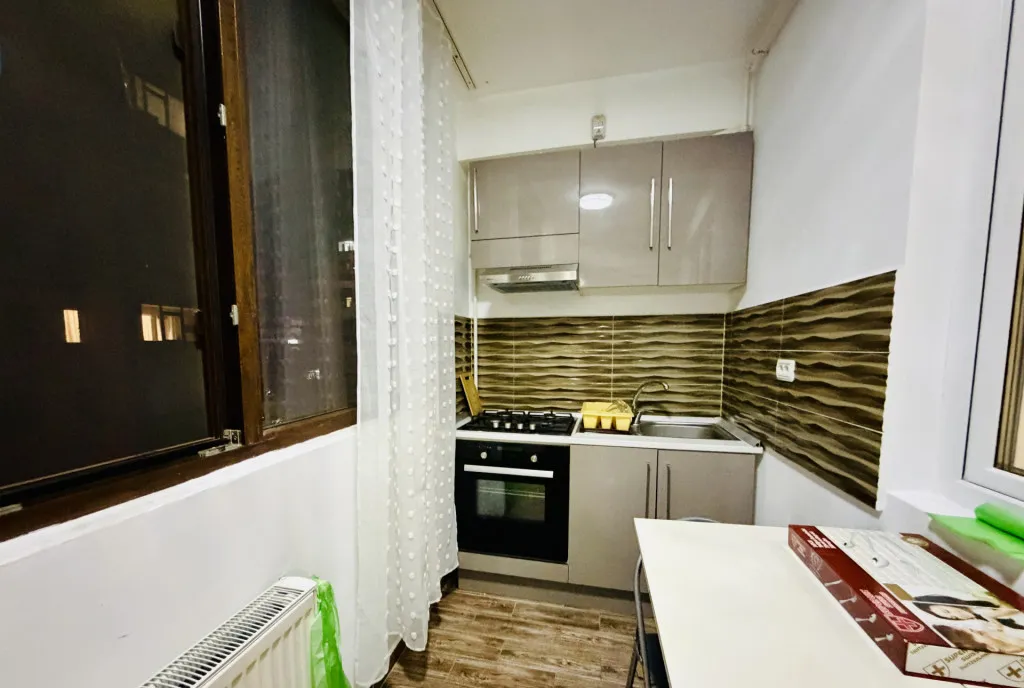 Apartament 2 camere mobilat si utilat complet Str Ilie Petr