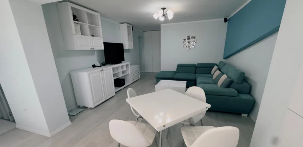 Apartament de inchiriat - 2 camere in zona Faleza Nord