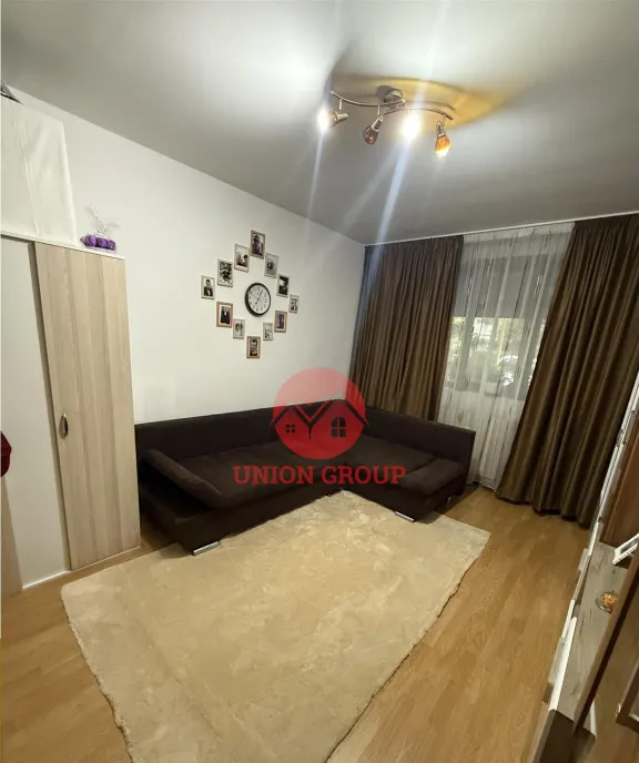 Apartament 2 Camere si 2 Bai Decomandat Zona Cet