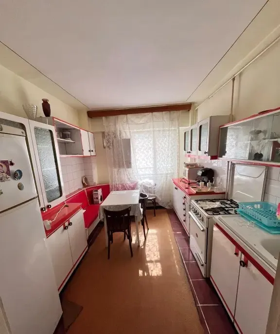 Apartament 3 camere scoala generala Coposu in Dumbrava Nord