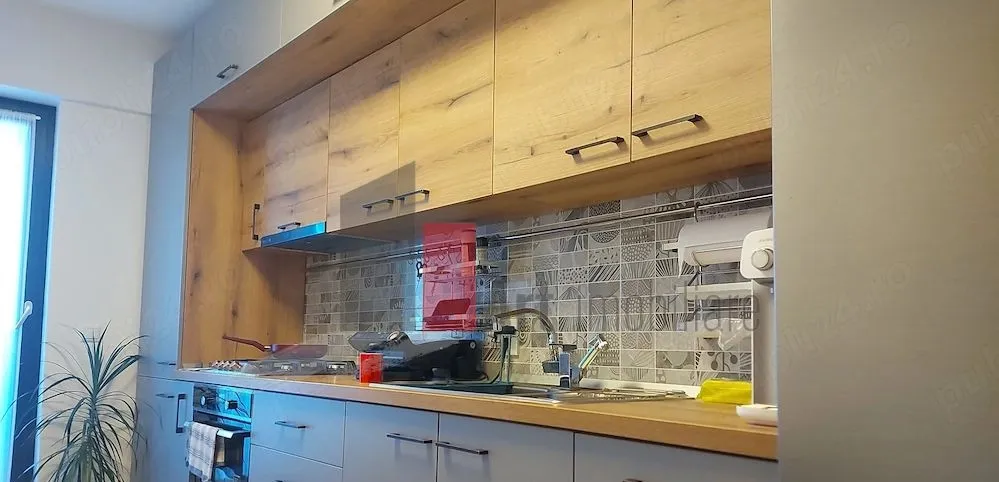 Vanzare apartament 3 camere Pacii 2 locuri de parcare