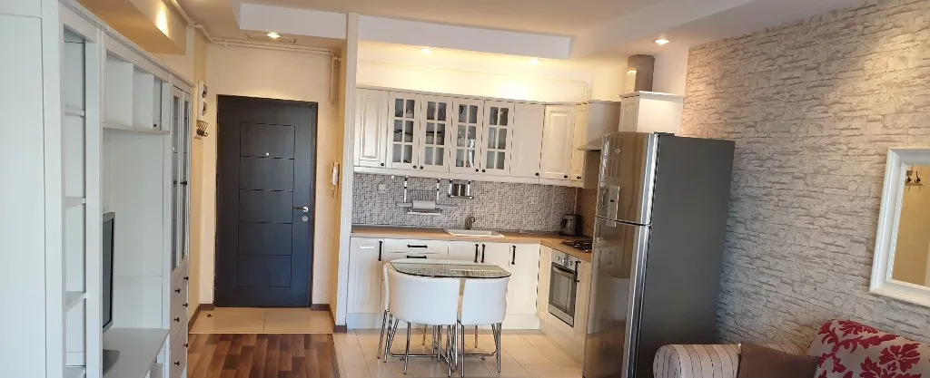 Persoana fizica vand apartament 2 camere Cosmopolis