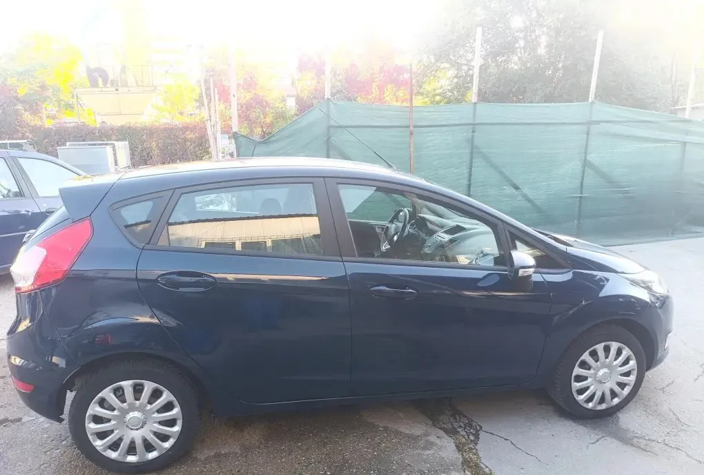 Ford fiesta 6 2015 5 200 eur