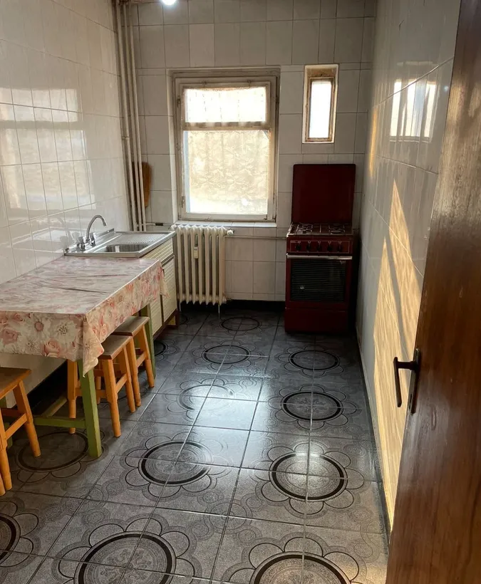 Militari apartament 2 camere decomandat 53 mp la 9 min de metrou Pacii