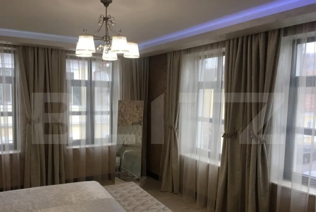 Apartament la casa de lux 83 mp decomandat etaj 1 parcare