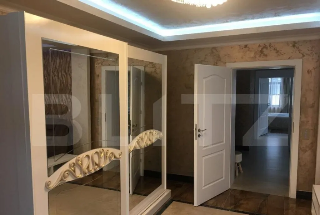Apartament la casa de lux 83 mp decomandat etaj 1 parcare