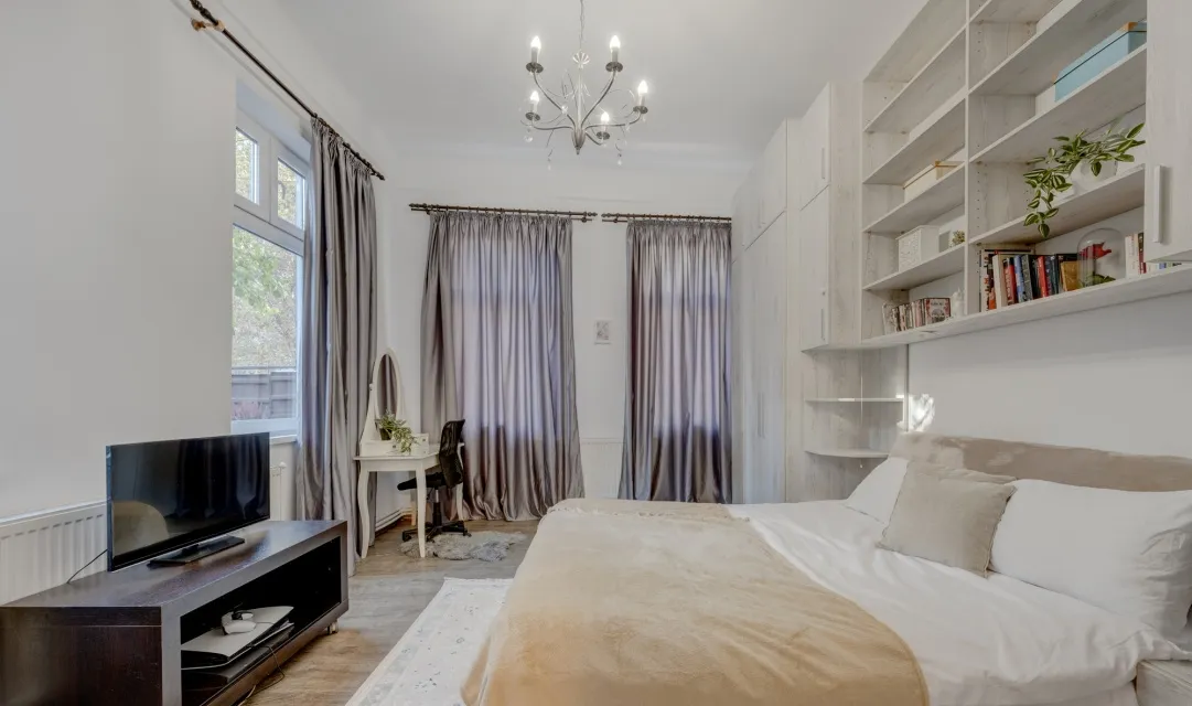 Casa singur curte zona Mall Vitan strada Foisorului