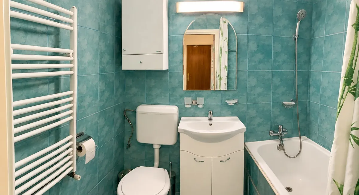 Brancoveanu Str Izvorul Muresului 3 camere decomandat boxa