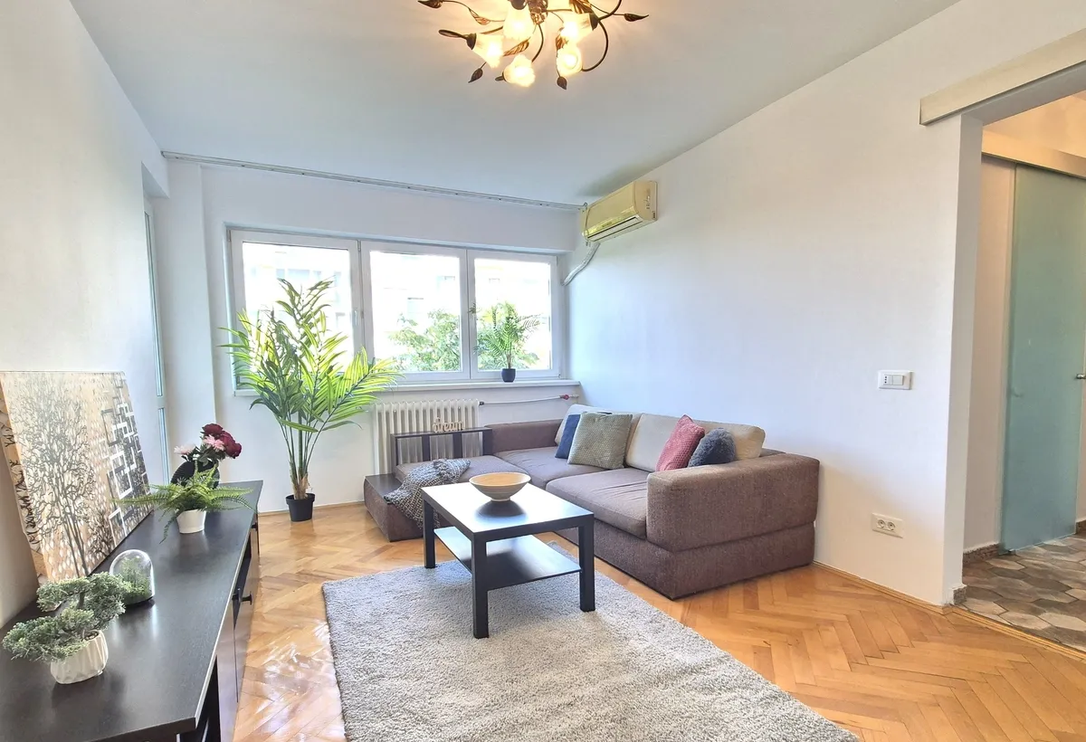 Bazilescu apartament 2 camere 54 mp luminos la 3 minute metrou Parc Bazilescu