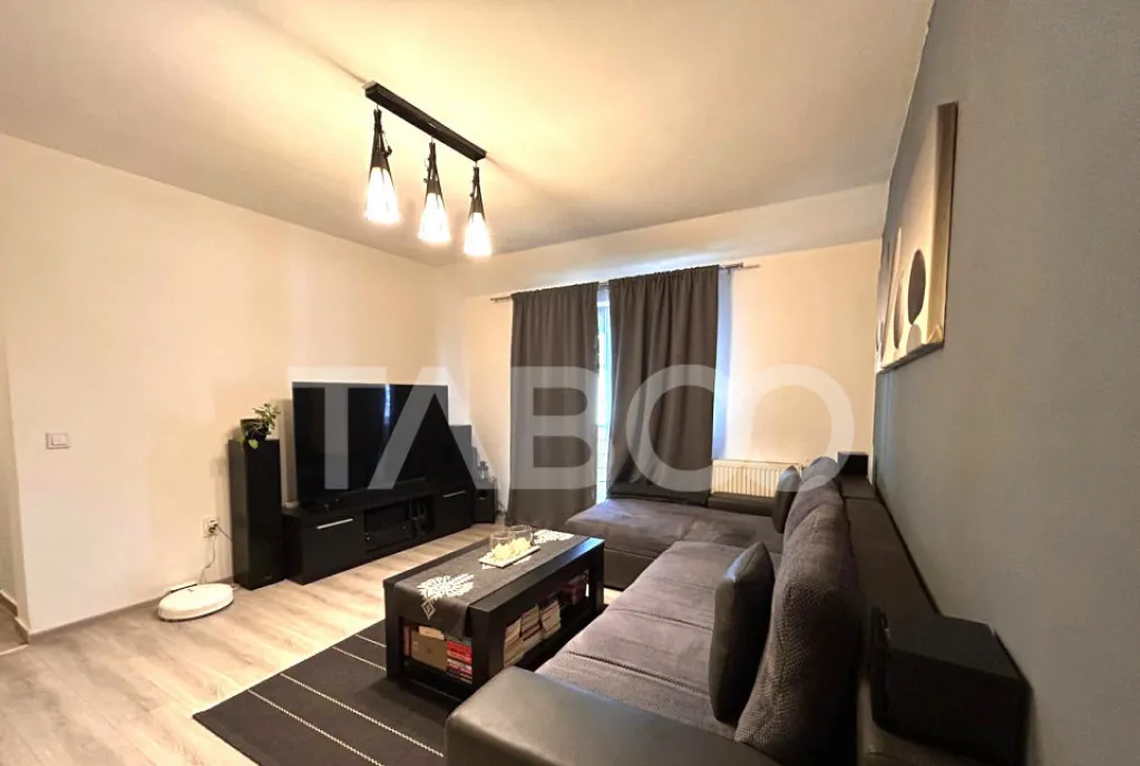 Apartament de vanzare 2 camere decomandate in zona Dracula S