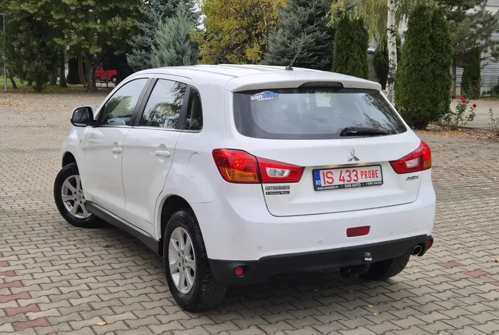 Mitsubishi ASX 2015 1 8 DI-D 115 CP euro 5 / RATE fara avans 6 490 eur