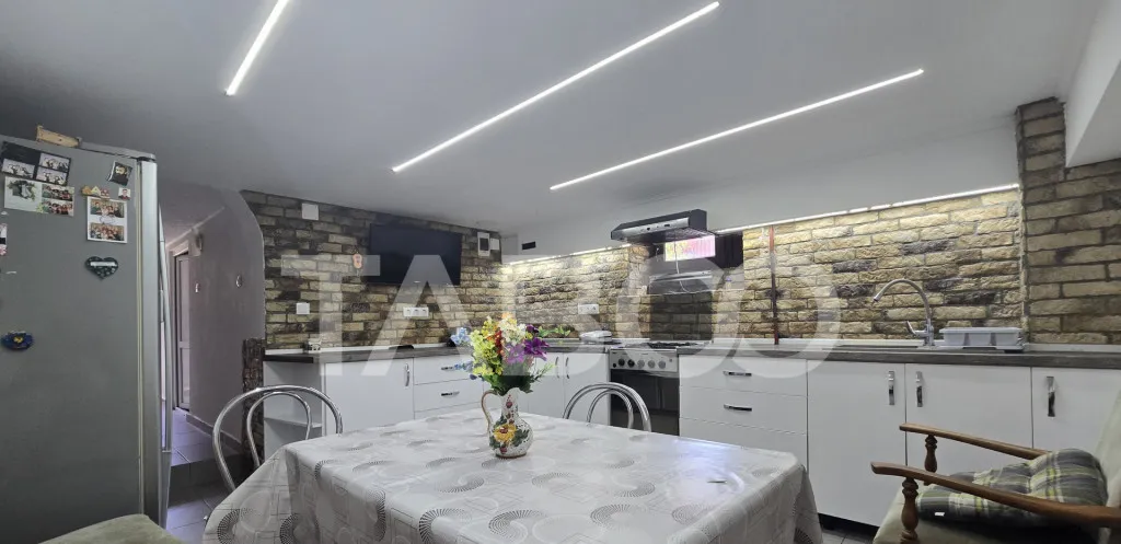 Exclusivitate Casa de vanzare 5 camere Selimbar