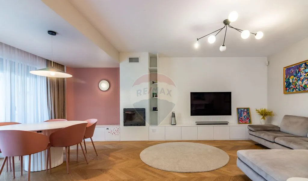 Vila superba 7 camere zona linistita Bucurestii Noi