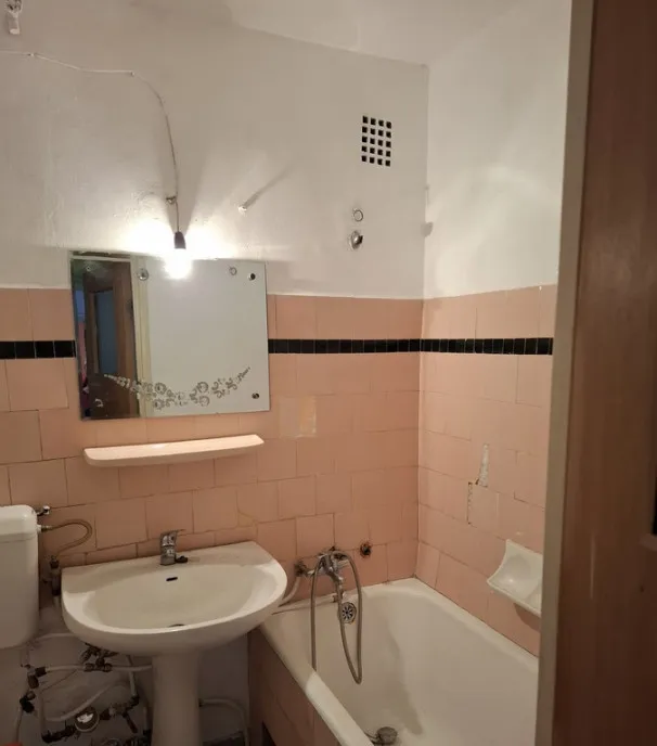 Rahova 3 camere Teius