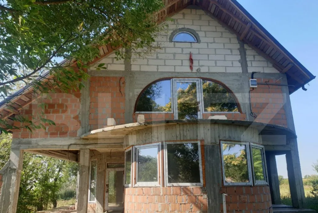 Casa/Vila 341 mp construiti teren 1000 mp Tartasesti