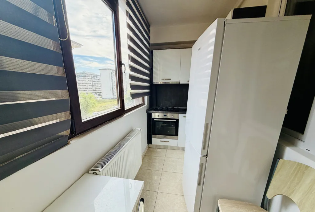 Apartament 2 camere mobilat si utilat complet Str Tineretul