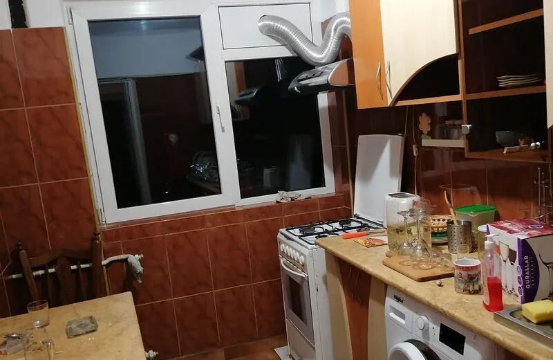 Favorit apartament cu 2 camere spre inchiriere mobilat