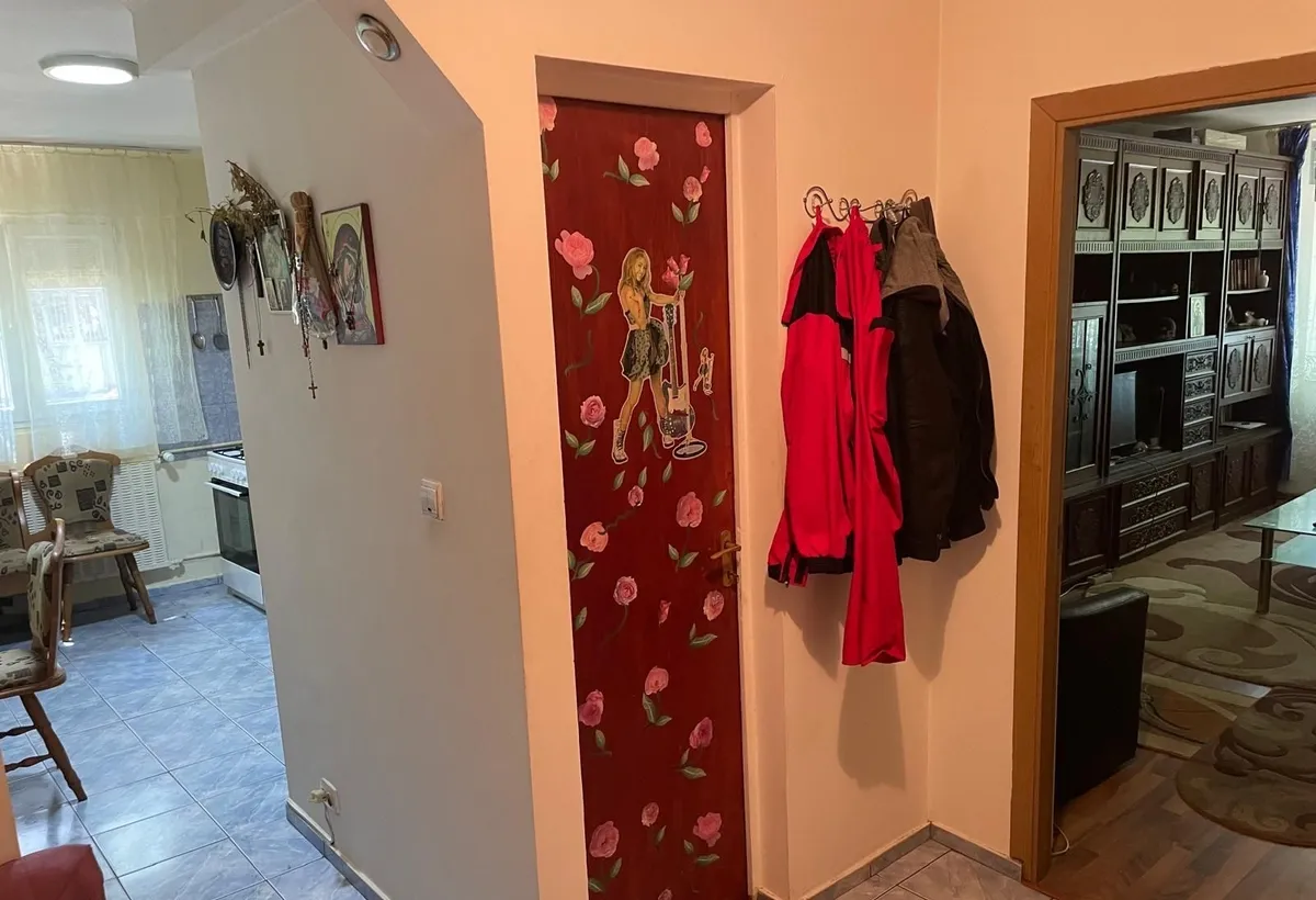 Crangasi apartament cu 2 camere la 5 min pana la metrou Crangasi