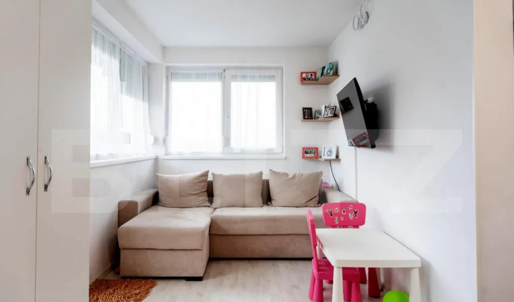 Apartament 3 camere 58 40 mp strada Florilor