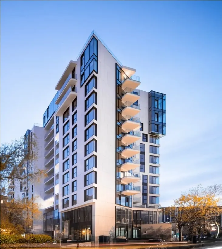 One 2022 Herastrau Towers 2 camere cu Dressing 94 mp Centrala Parcare