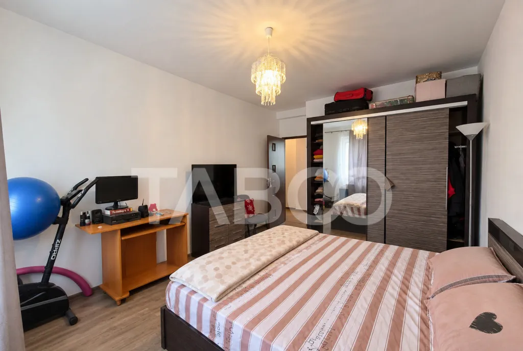 Apartament decomandat de vanzare 2 camere balcon Arhitectilo